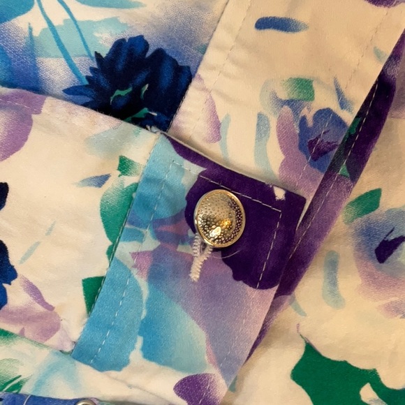 Drapers & Damons 3/4 sleeve floral jacket. Perfect for the summer. Lightweight. - Picture 6 of 7